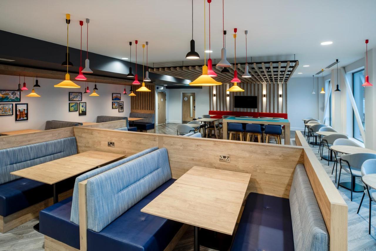 Holiday Inn Express Cambridge West - Cambourne By Ihg Kültér fotó