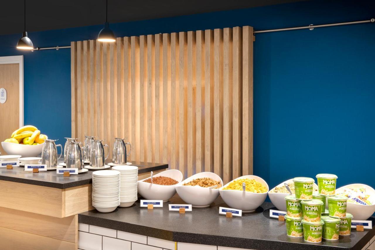 Holiday Inn Express Cambridge West - Cambourne By Ihg Kültér fotó
